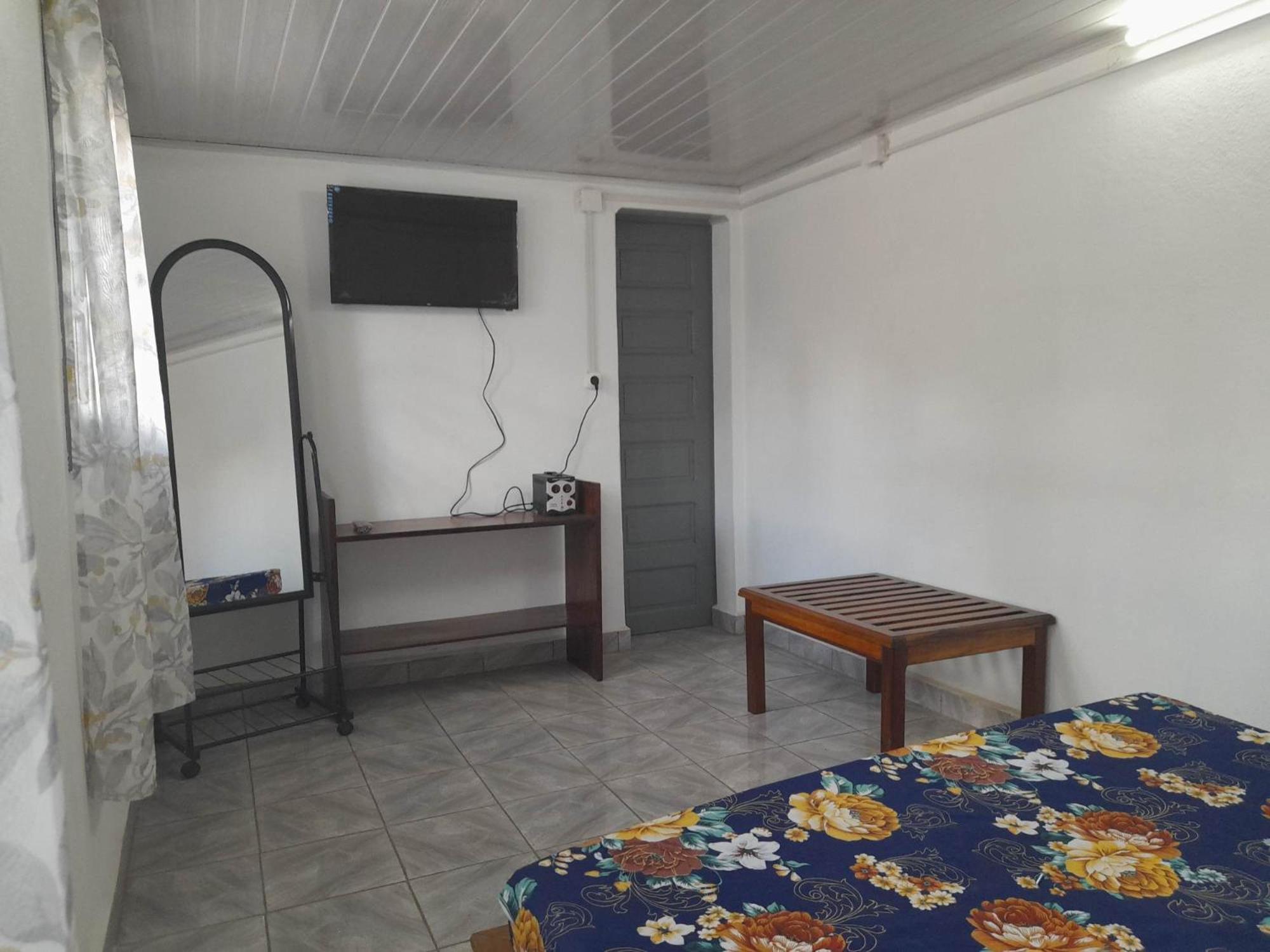 Chez Joel Bed & Breakfast Antsirabe Exterior photo